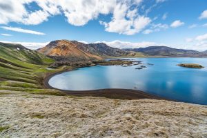 découvrez les meilleures destinations de voyage à travers le monde. explorez des paysages époustouflants, des cultures fascinantes et des expériences inoubliables pour vivre des vacances mémorables.