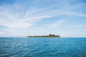 découvrez les magnifiques îles thaïlandaises, un véritable paradis tropical où plages de sable blanc, eaux turquoise et paysages époustouflants vous attendent. explorez la culture locale, savourez la cuisine traditionnelle et profitez d'activités variées pour une expérience inoubliable en thaïlande.