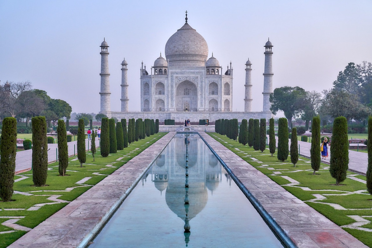 découvrez l'essence des voyages culturels en explorant des traditions, des patrimoines et des coutumes uniques à travers le monde. vivez des expériences enrichissantes qui éveillent vos sens et vous connectent aux diversités culturelles.