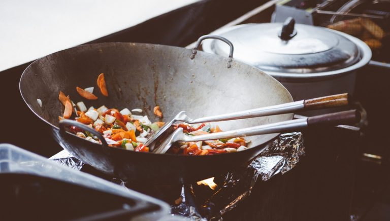 Les techniques culinaires à apprendre en voyageant