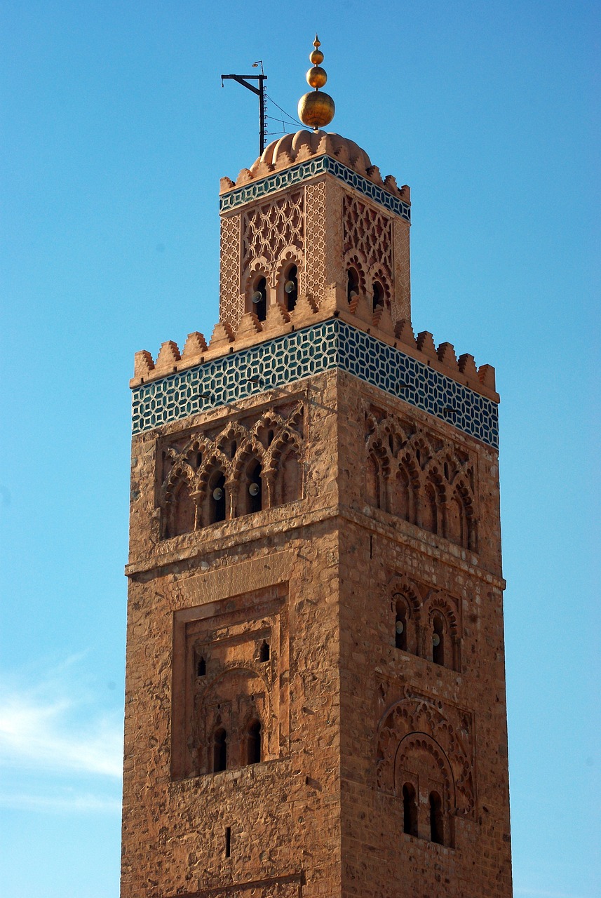 découvrez marrakech, la perle du maroc, avec ses souks animés, ses jardins luxuriants et son riche patrimoine culturel. explorez la magie de la médina, savourez la délicieuse cuisine locale et laissez-vous séduire par l'hospitalité marocaine.